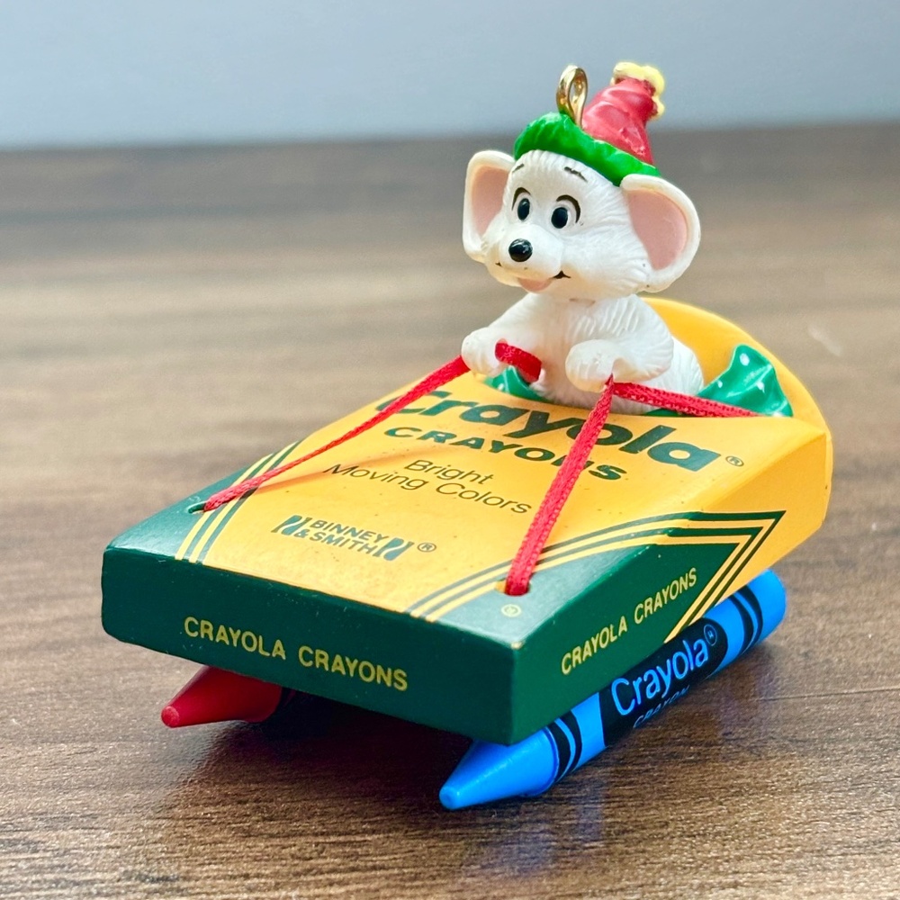 VINTAGE Hallmark Keepsake Ornament Bright Moving Colors CRAYOLA Mouse Sled 1990